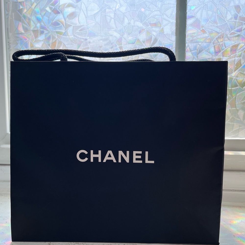 CHANEL Boutique Black Paper Shopping Bag Mini Tote Gift Bag BRAND NEW